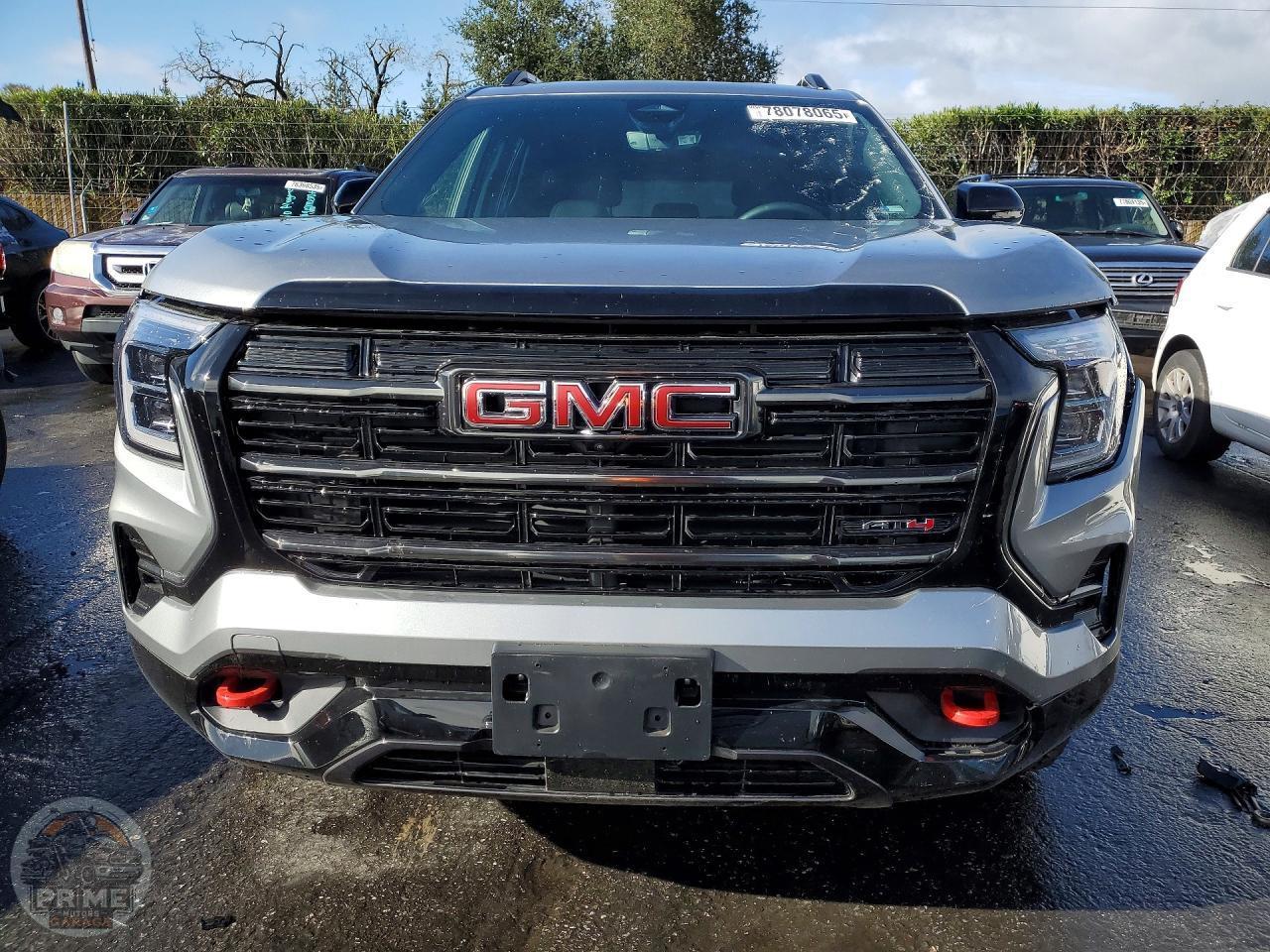 2026 GMC TERRAIN — фото 12