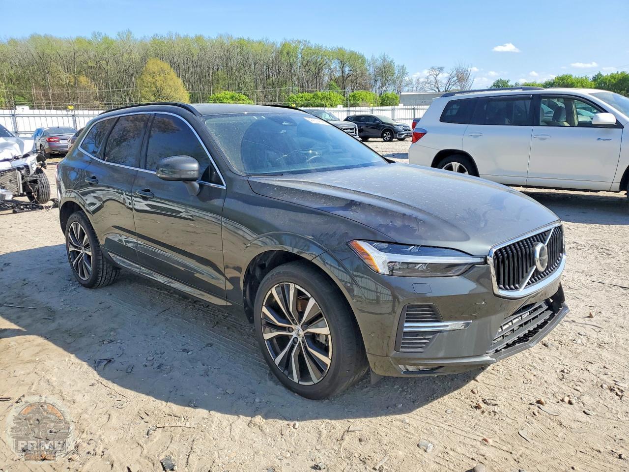 2022 VOLVO XC60 — фото 4
