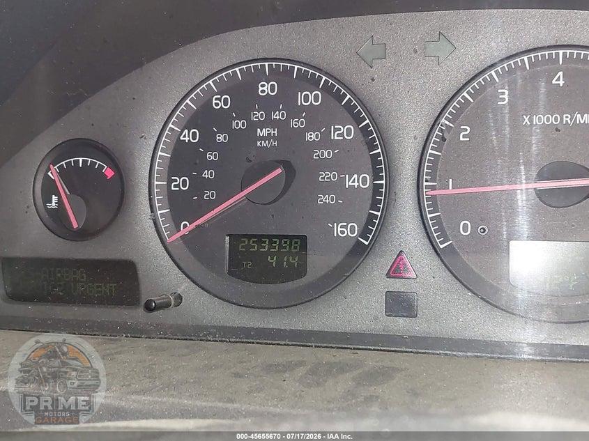 2003 VOLVO V70 2.4L TURBO — фото 15
