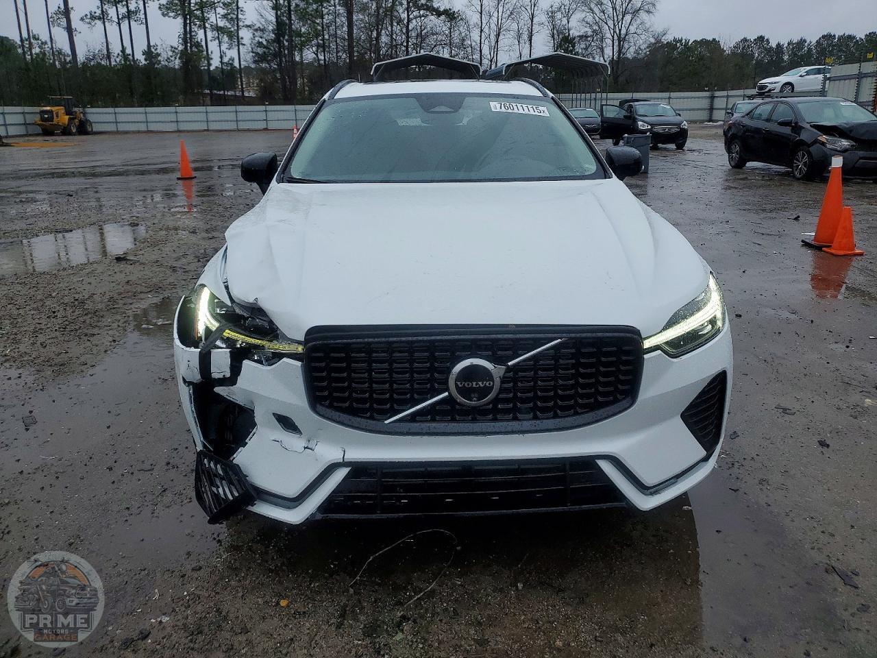 2025 VOLVO XC60 — фото 12