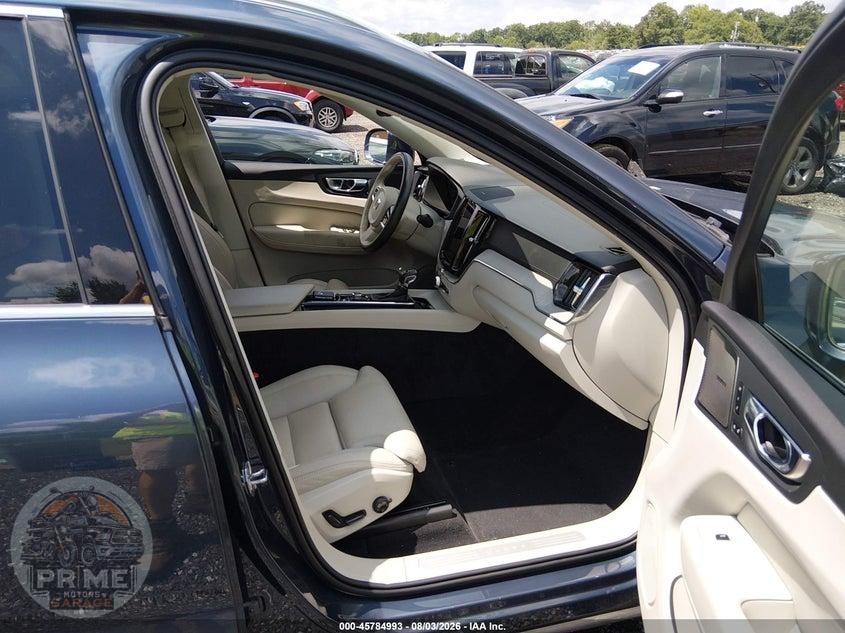 2021 VOLVO XC60 T5 INSCRIPTION — фото 5