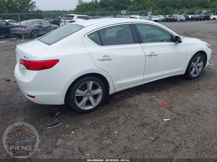 2013 ACURA ILX 2.0L — фото 4