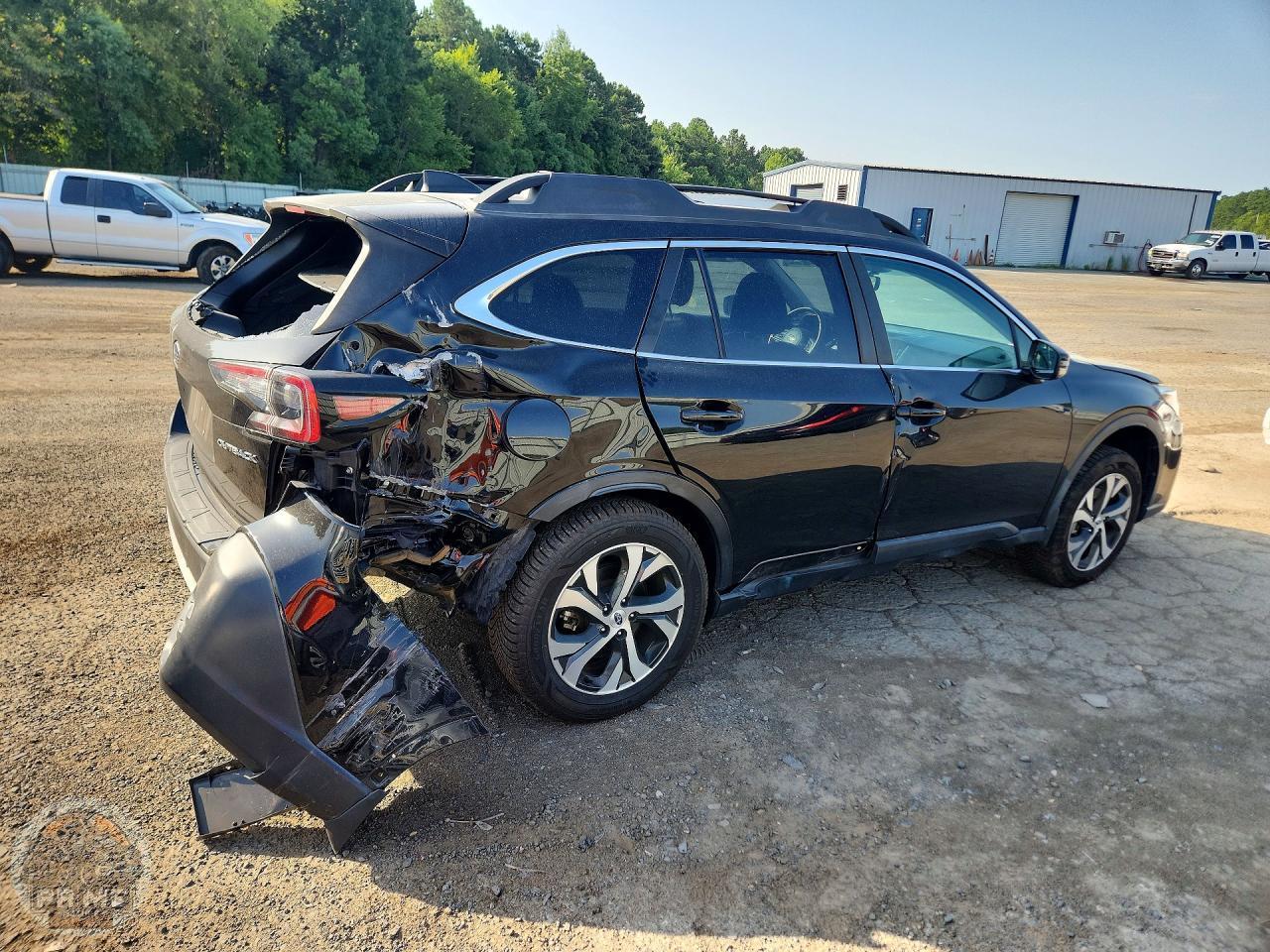 2020 SUBARU OUTBACK — фото 3