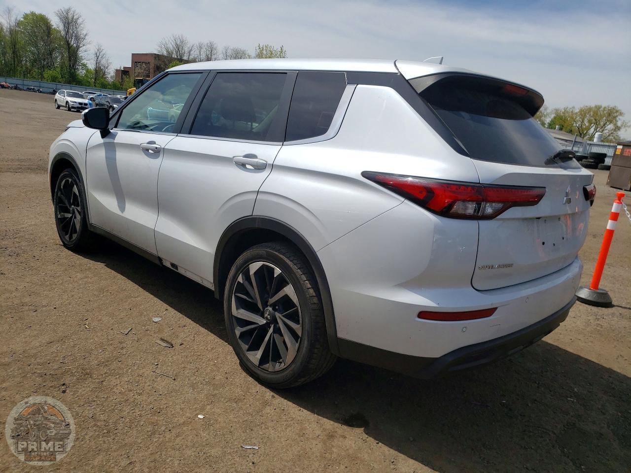 2022 MITSUBISHI OUTLANDER — фото 2