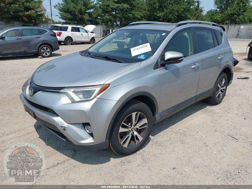 2018 TOYOTA RAV4 XLE — фото 2