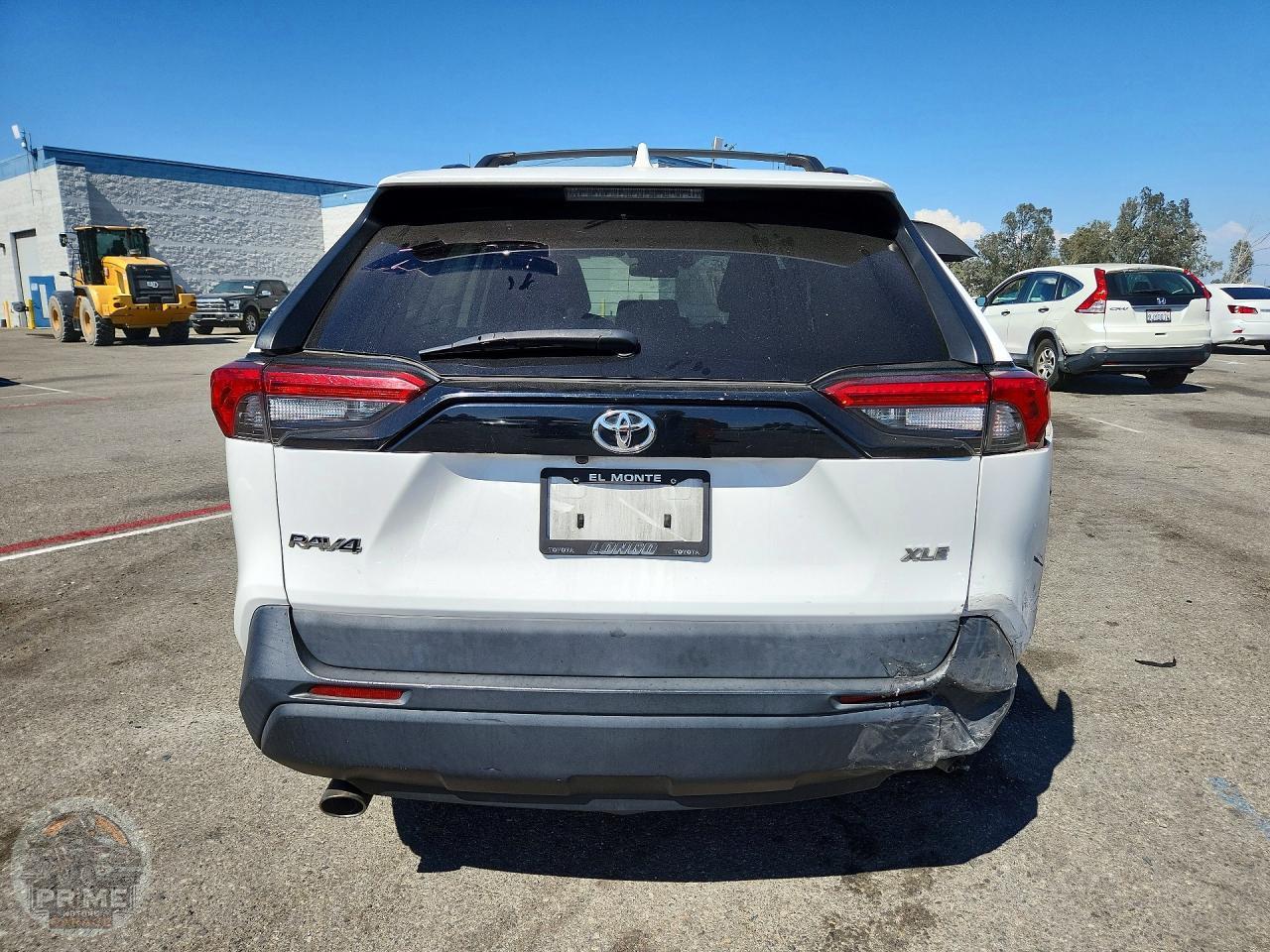 2020 TOYOTA RAV4 — фото 6
