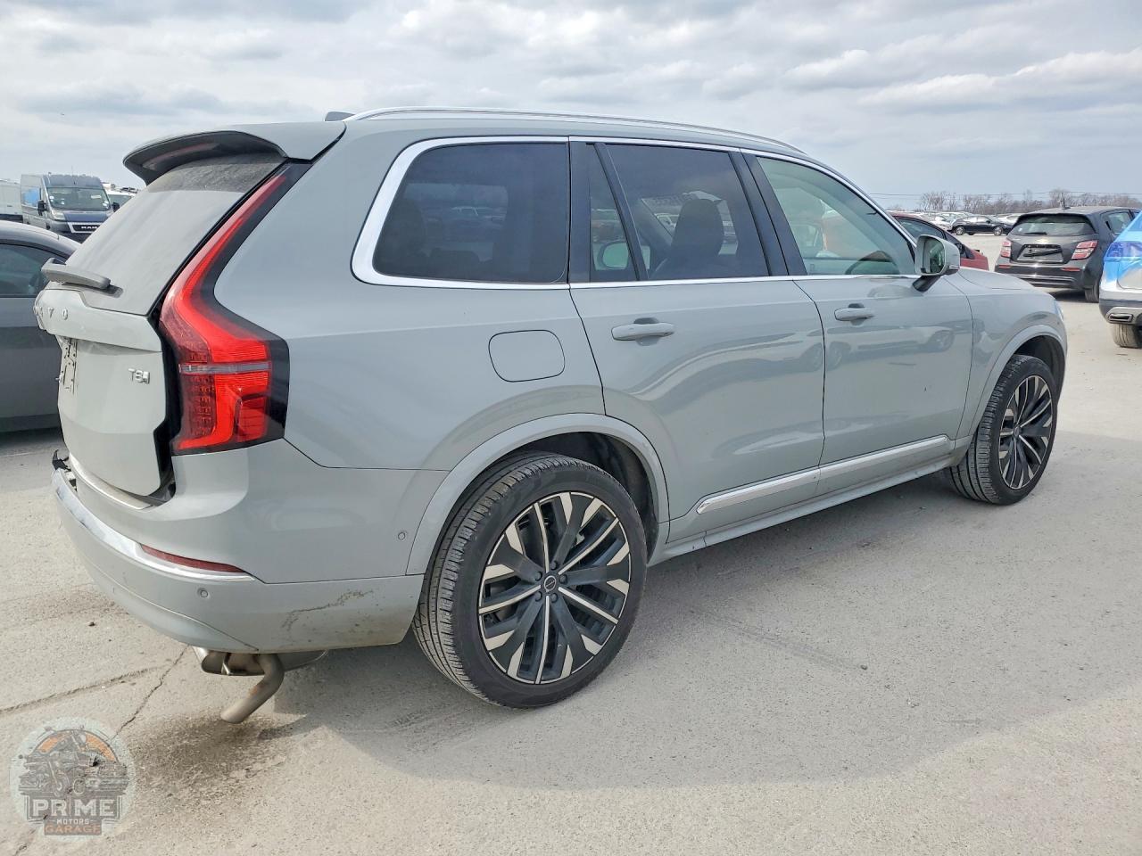 2025 VOLVO XC90 — фото 3