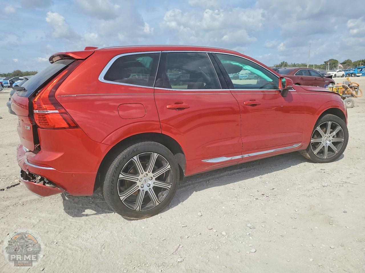 2020 VOLVO XC60 — фото 3