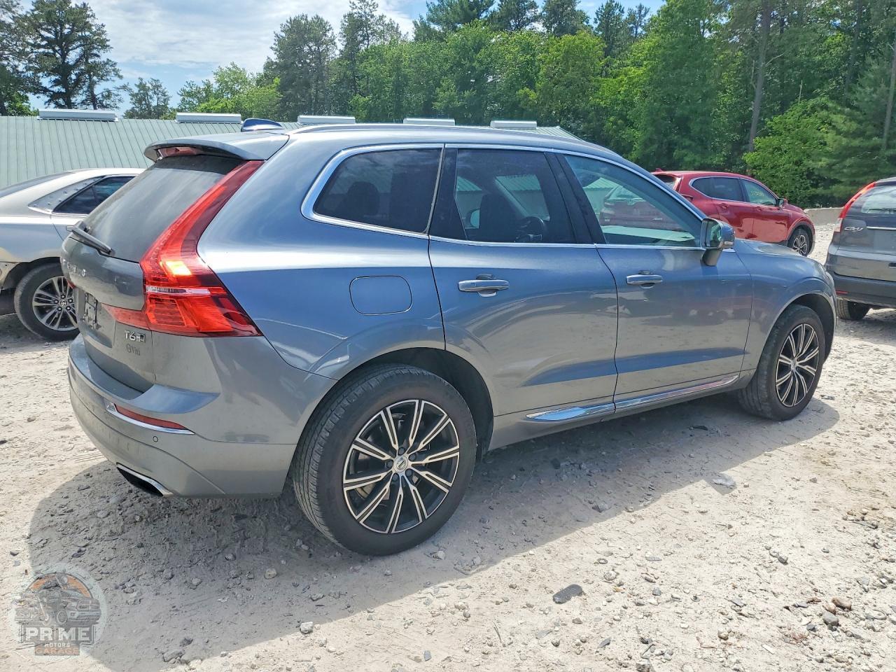 2020 VOLVO XC60 — фото 3