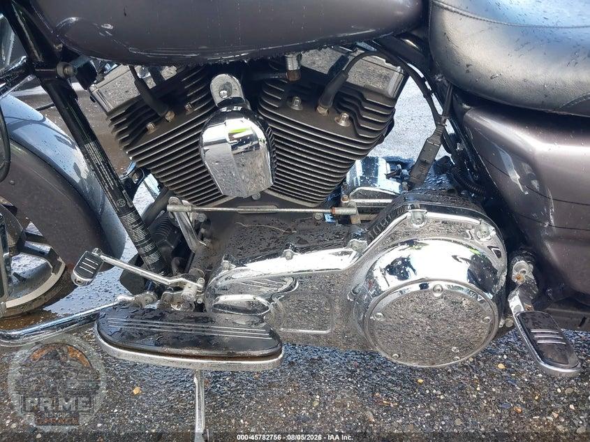 2014 HARLEY-DAVIDSON FLHXS (STREET GLIDE SPECIAL) STREET GLIDE SPECIAL — фото 9