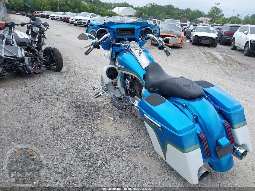 2013 HARLEY-DAVIDSON FLHR (ROAD KING) ROAD KING — фото 3
