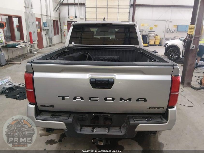 2025 TOYOTA TACOMA HYBRID TRD SPORT 4WD — фото 17