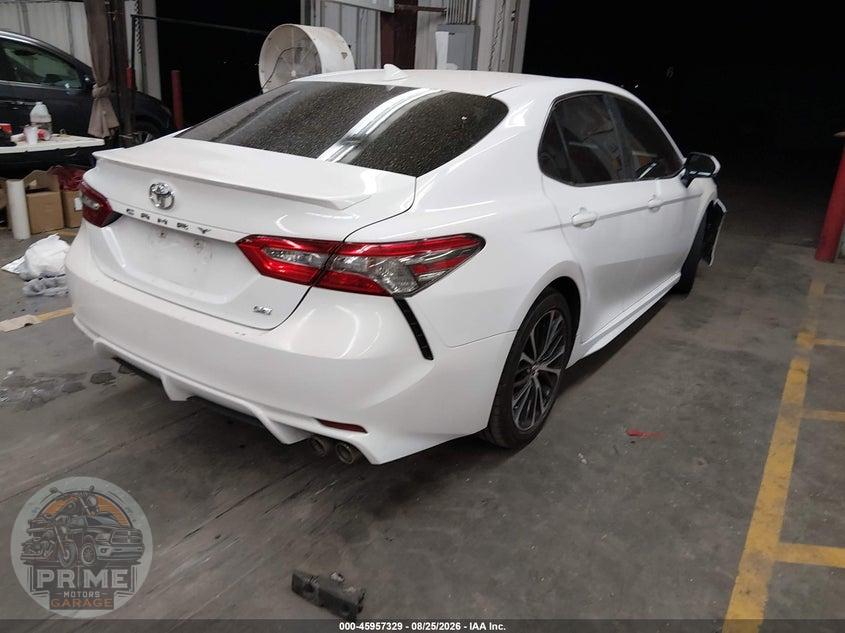 2019 TOYOTA CAMRY SE — фото 4