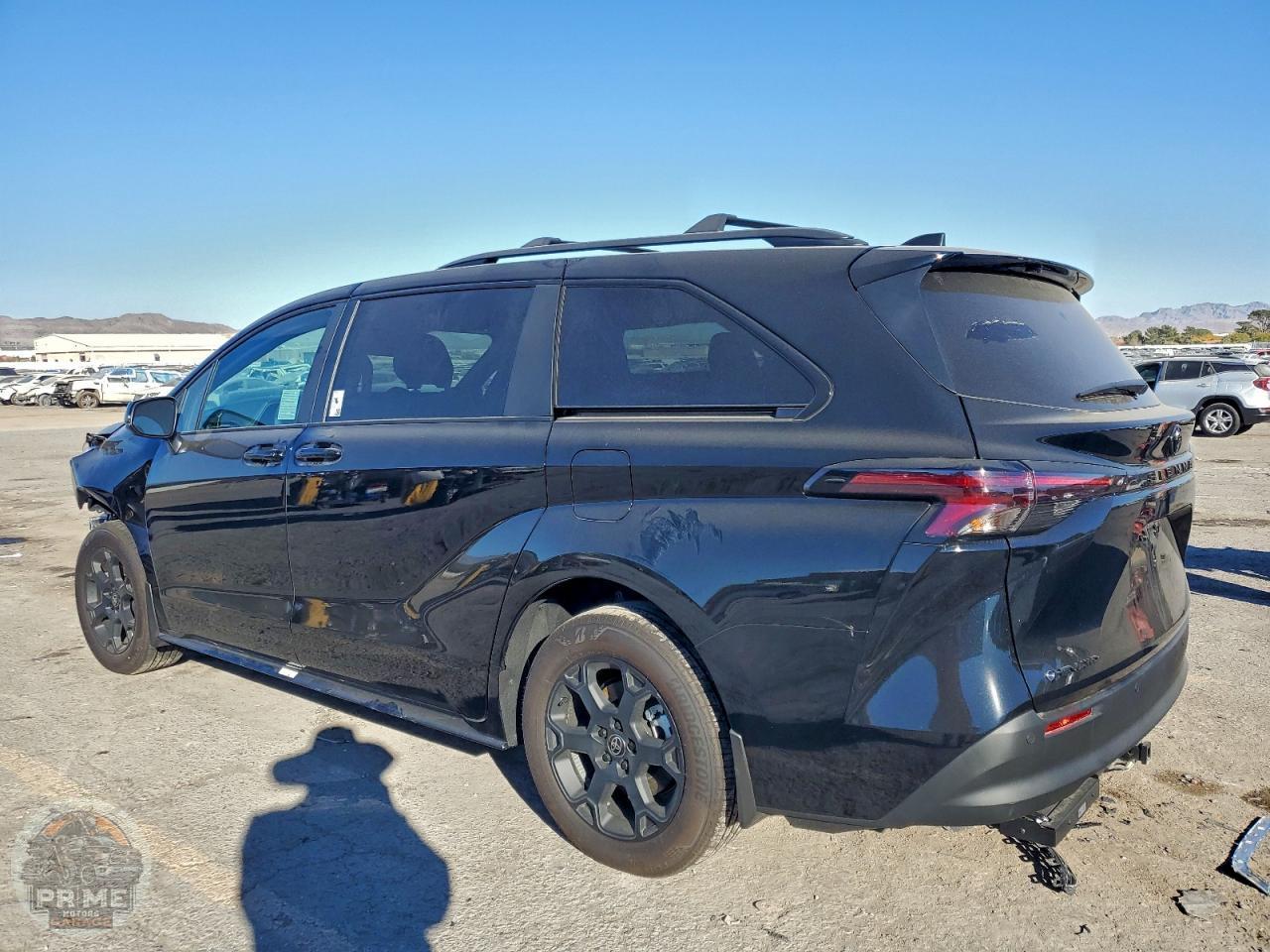 2025 TOYOTA SIENNA — фото 2