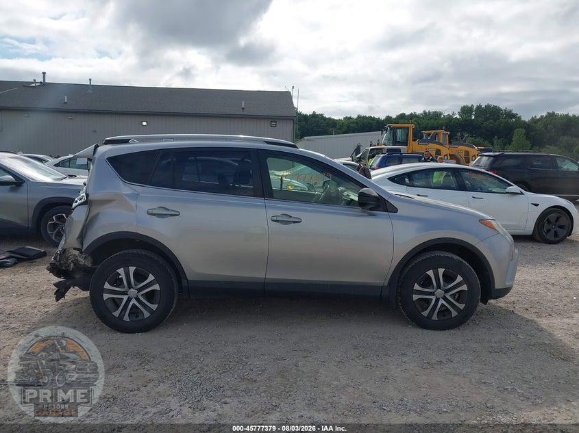2018 TOYOTA RAV4 LE — фото 13