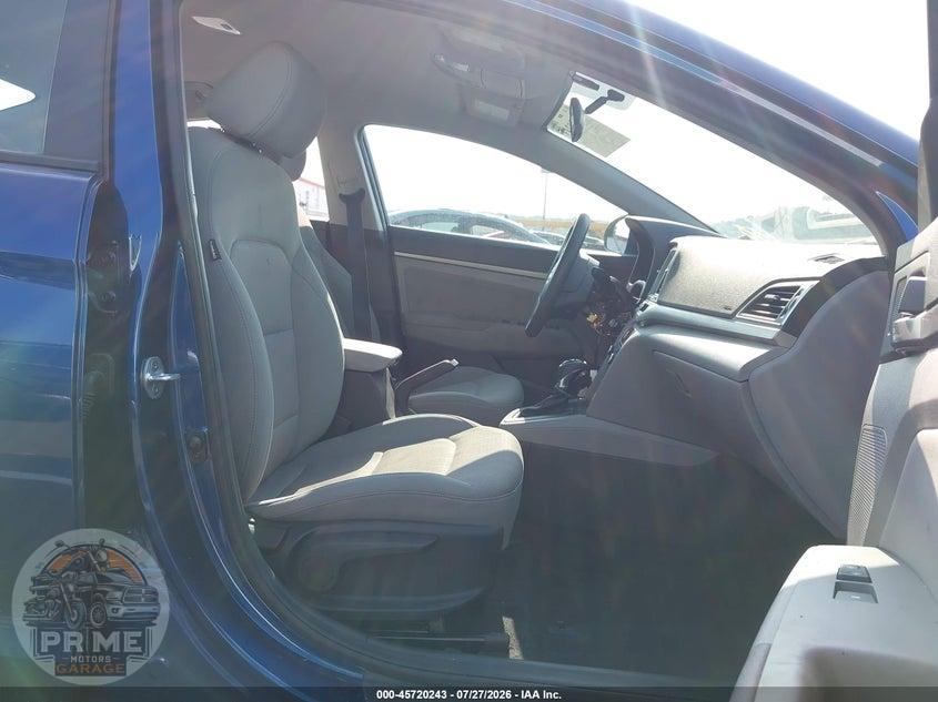 2017 HYUNDAI ELANTRA SE — фото 5