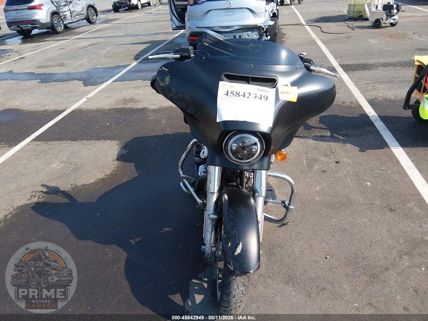 2017 HARLEY-DAVIDSON FLHXS (STREET GLIDE SPECIAL) STREET GLIDE SPECIAL — фото 5