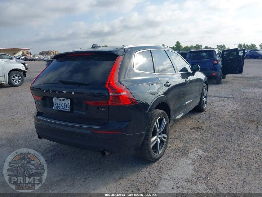 2021 VOLVO XC60 T5 MOMENTUM — фото 4