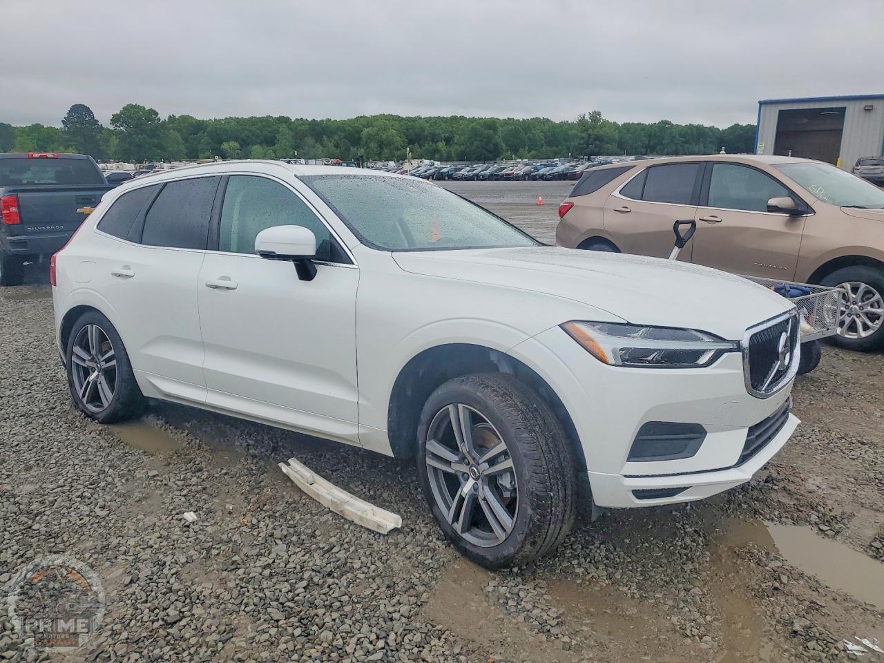 2020 VOLVO XC60 — фото 4