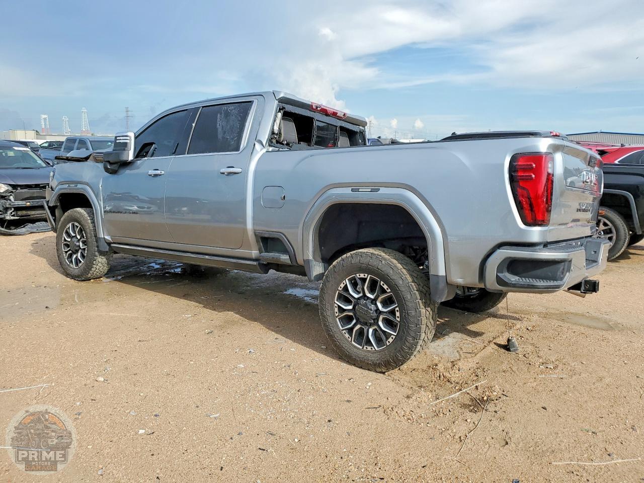 2024 GMC SIERRA — фото 4