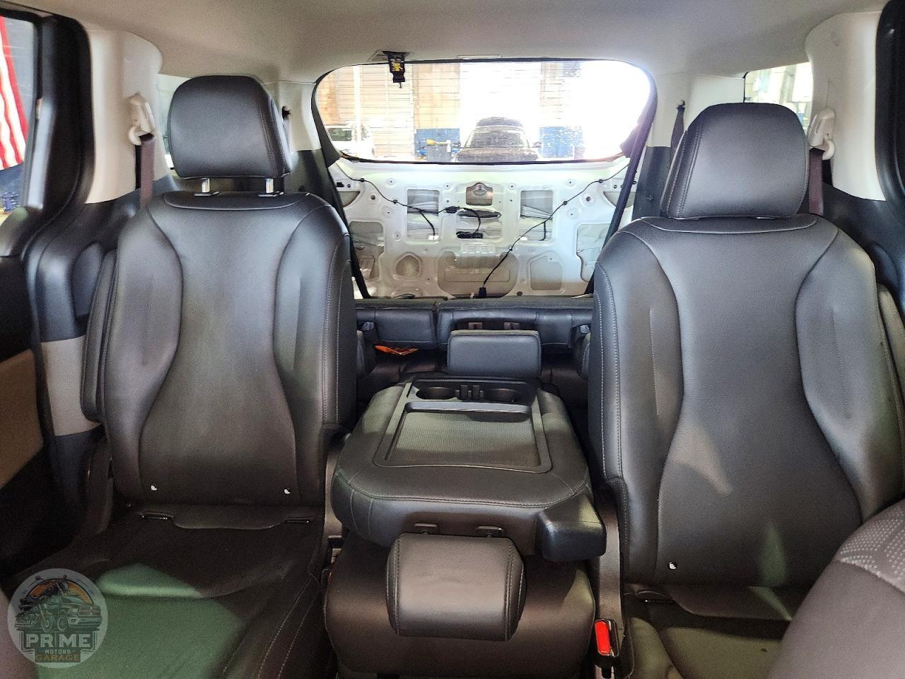 2026 KIA CARNIVAL — фото 10