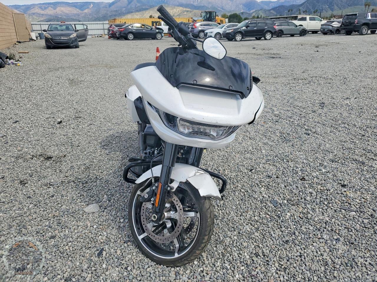 2025 HARLEY-DAVIDSON FLTRX (ROAD GLIDE, ROAD GLIDE CUSTOM) — фото 2