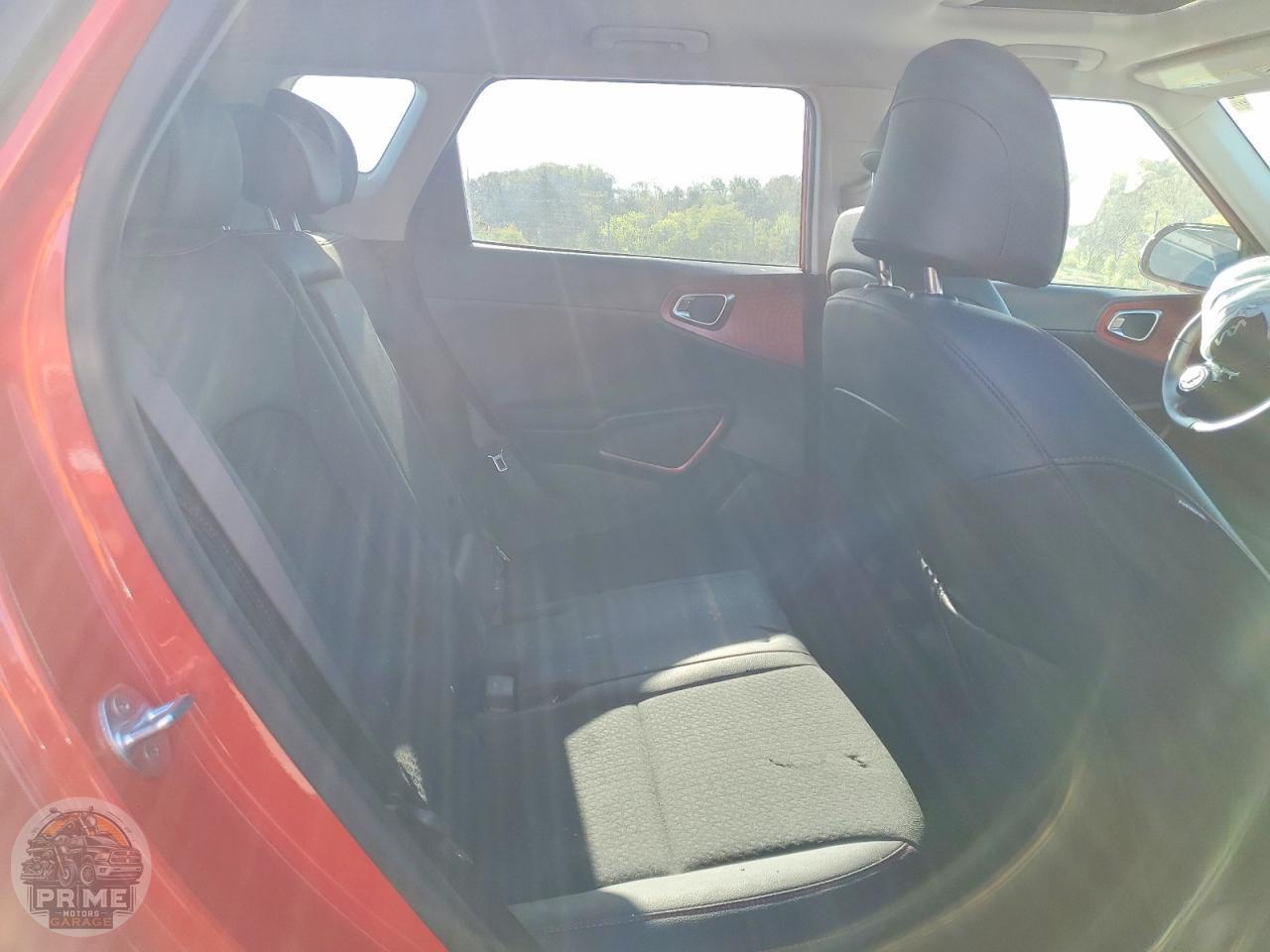 2023 KIA SOUL — фото 10