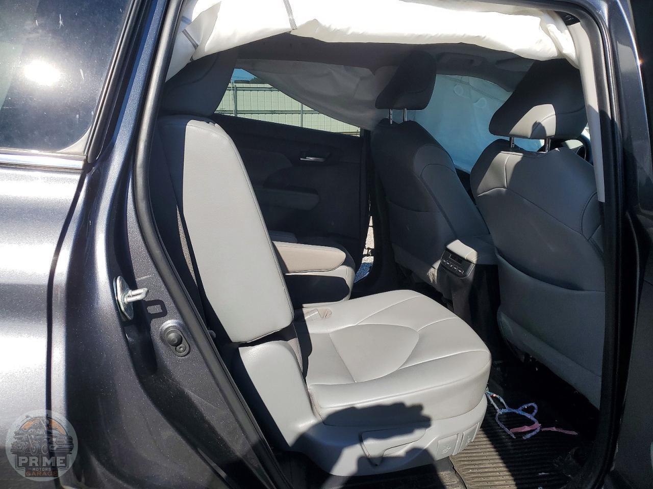 2020 TOYOTA HIGHLANDER — фото 11