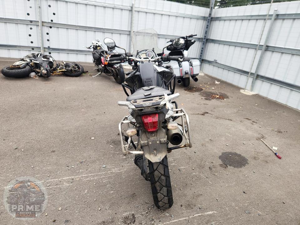 2012 TRIUMPH TIGER — фото 4