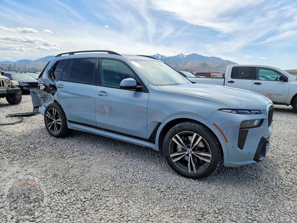 2023 BMW X7 — фото 4
