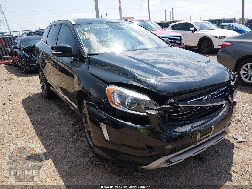 2017 VOLVO XC60 T5 DYNAMIC — фото 1