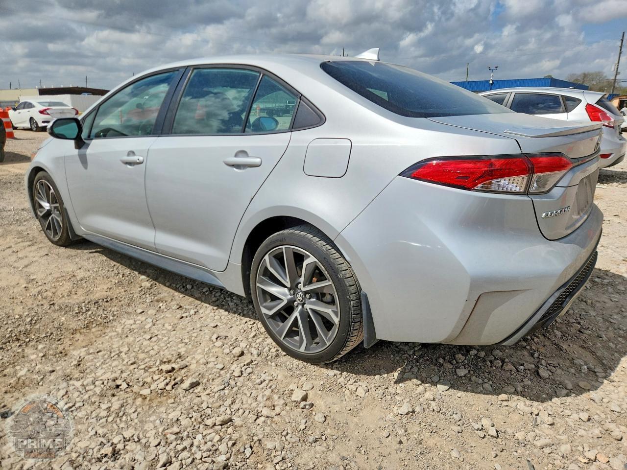 2021 TOYOTA COROLLA — фото 2