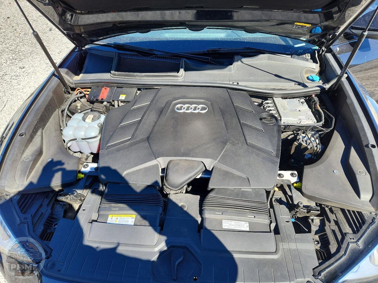 2021 AUDI Q8 — фото 11