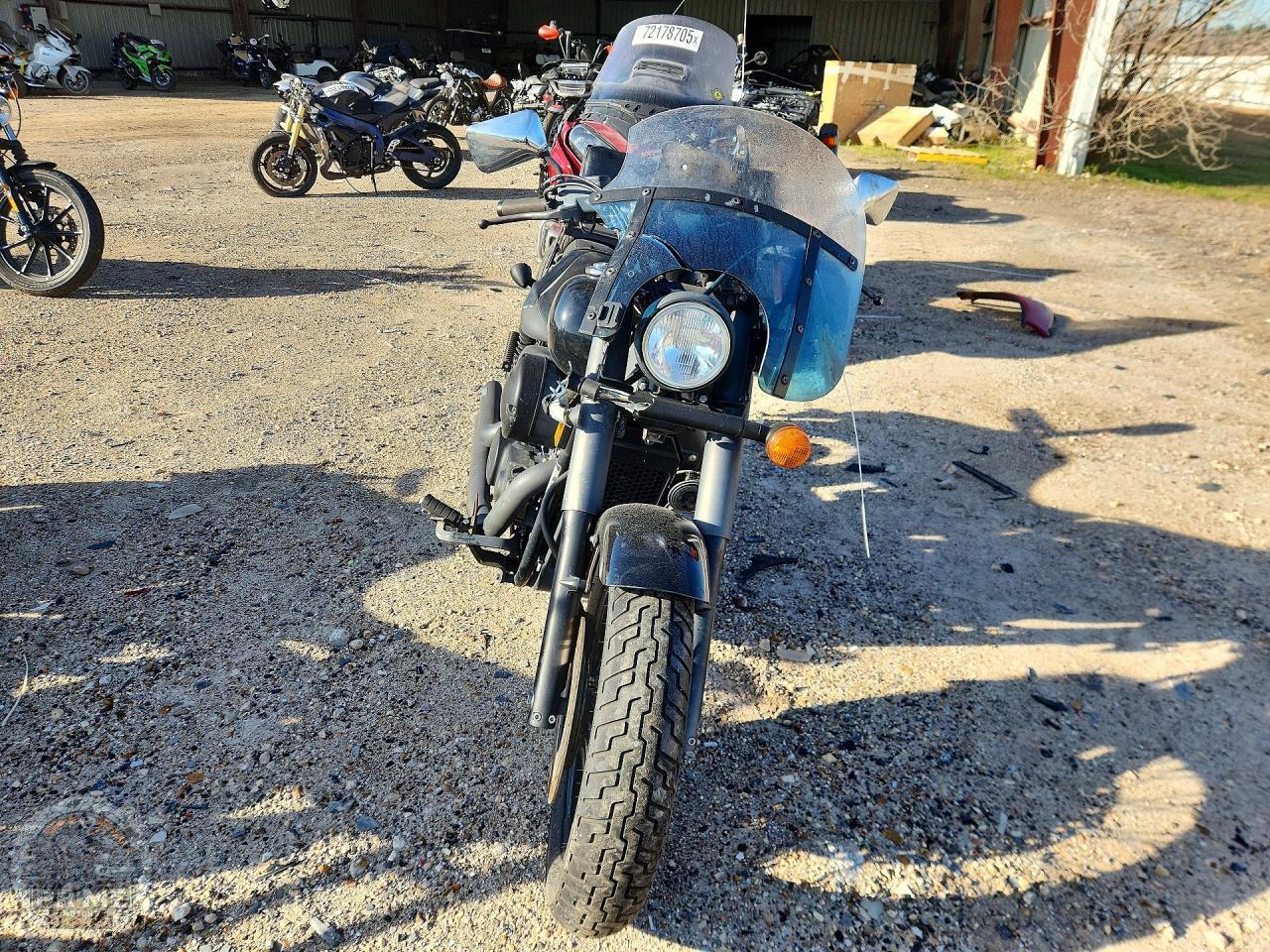 2016 HONDA VT750 — фото 2