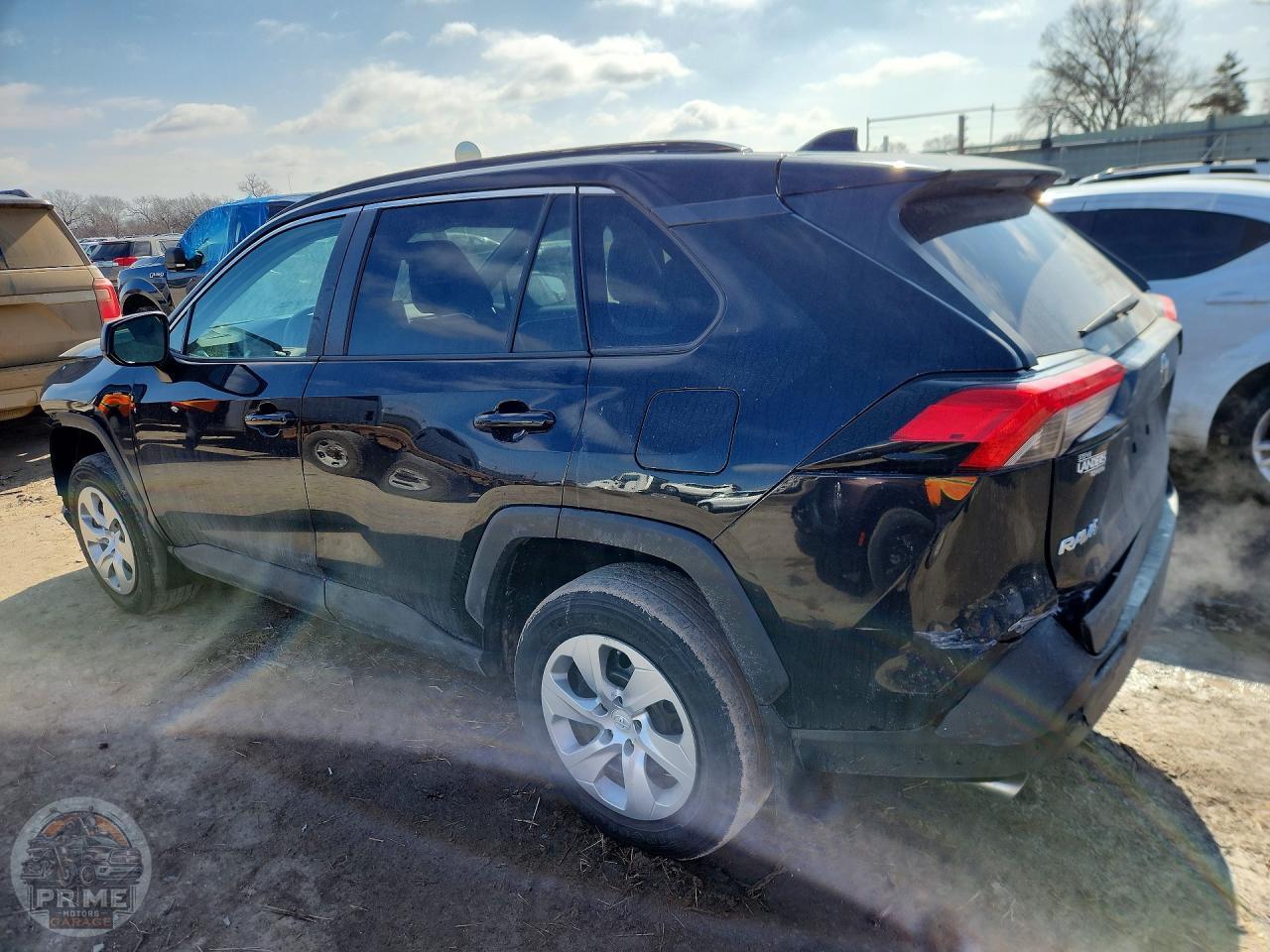 2020 TOYOTA RAV4 — фото 2