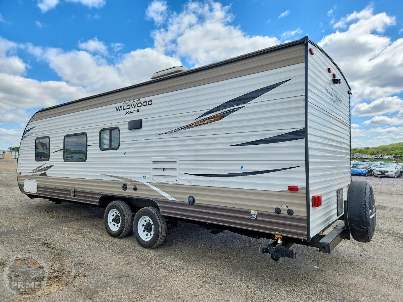 2019 WILDWOOD BY FOREST RIVER RECREATIONAL — фото 3