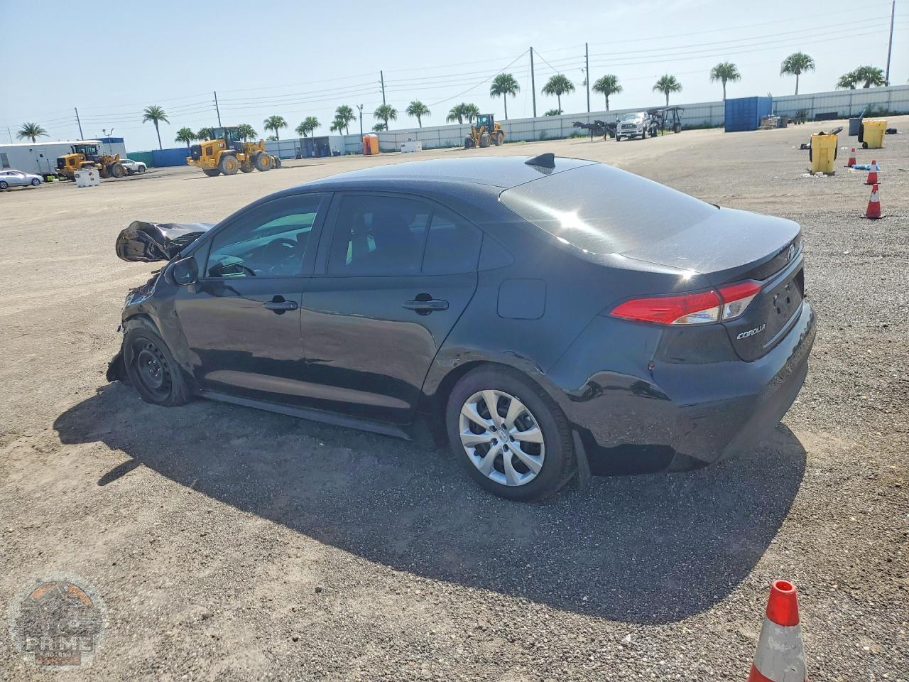 2026 TOYOTA COROLLA — фото 2