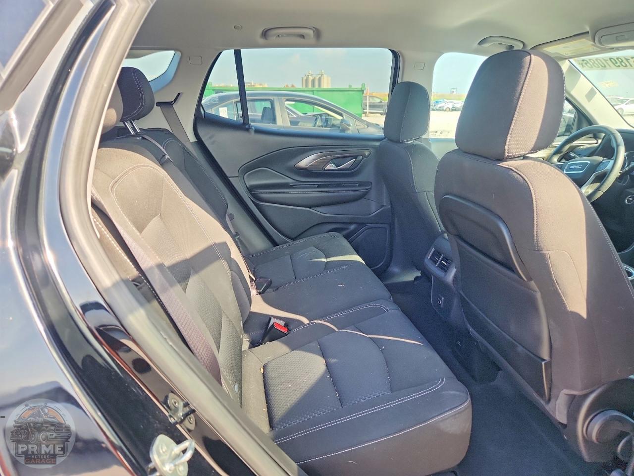 2022 GMC TERRAIN — фото 11