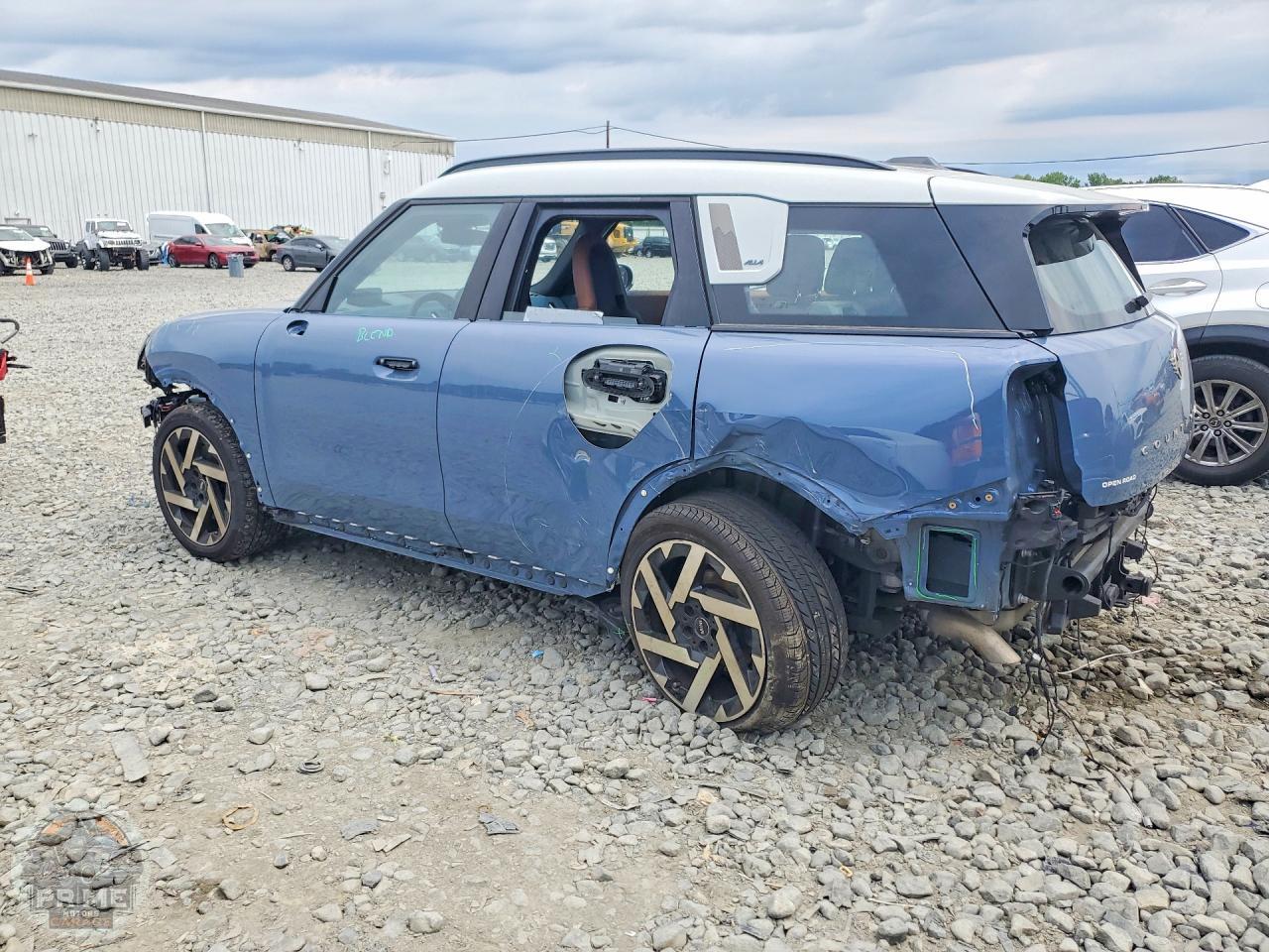 2025 MINI COUNTRYMAN — фото 2