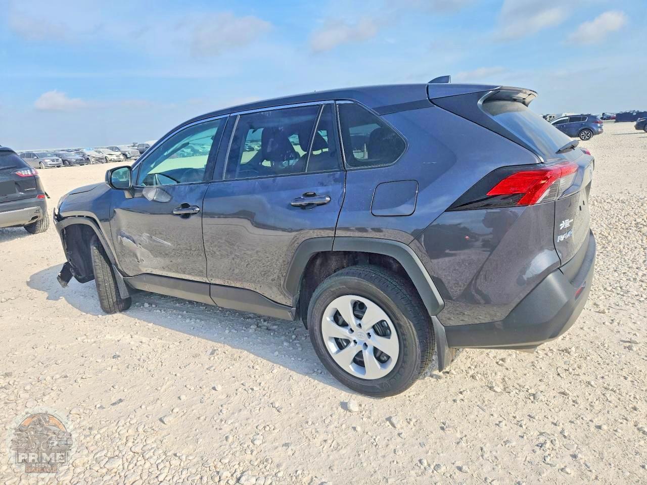 2025 TOYOTA RAV4 — фото 2