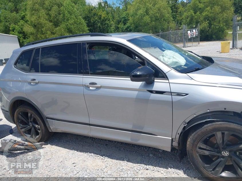 2023 VOLKSWAGEN TIGUAN 2.0T SE R-LINE BLACK — фото 14