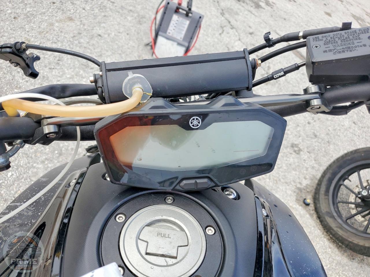 2016 YAMAHA FZ07 — фото 21