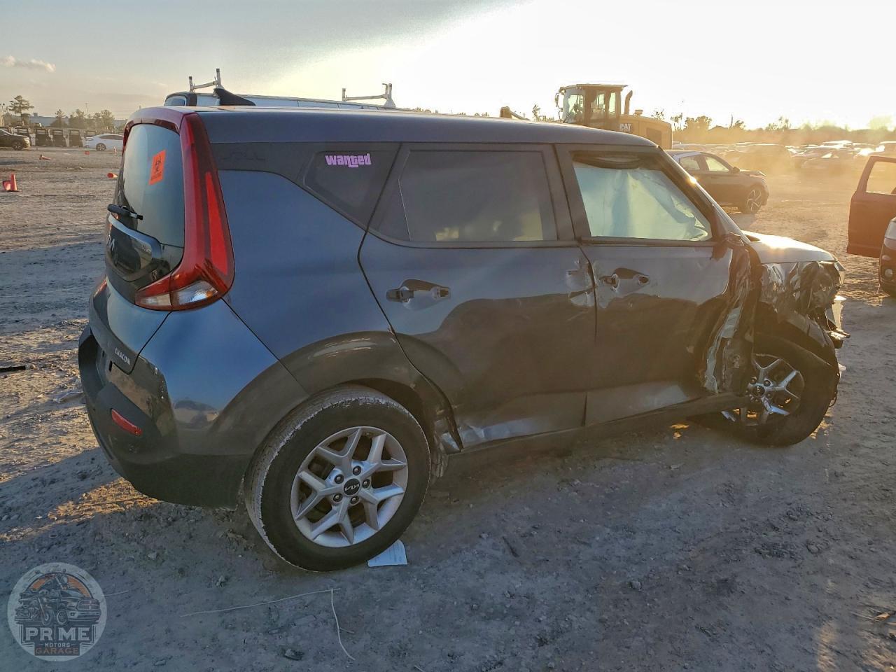 2022 KIA SOUL — фото 3