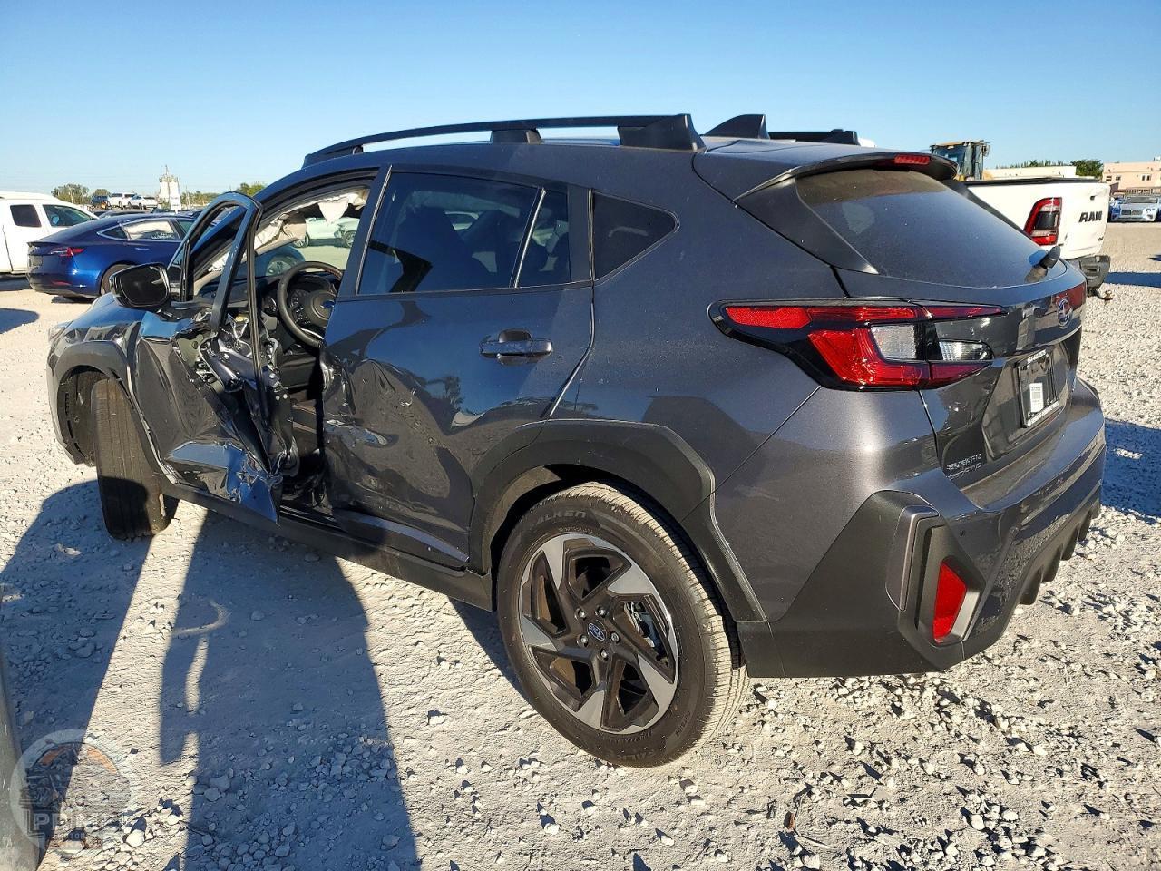 2025 SUBARU CROSSTREK — фото 2