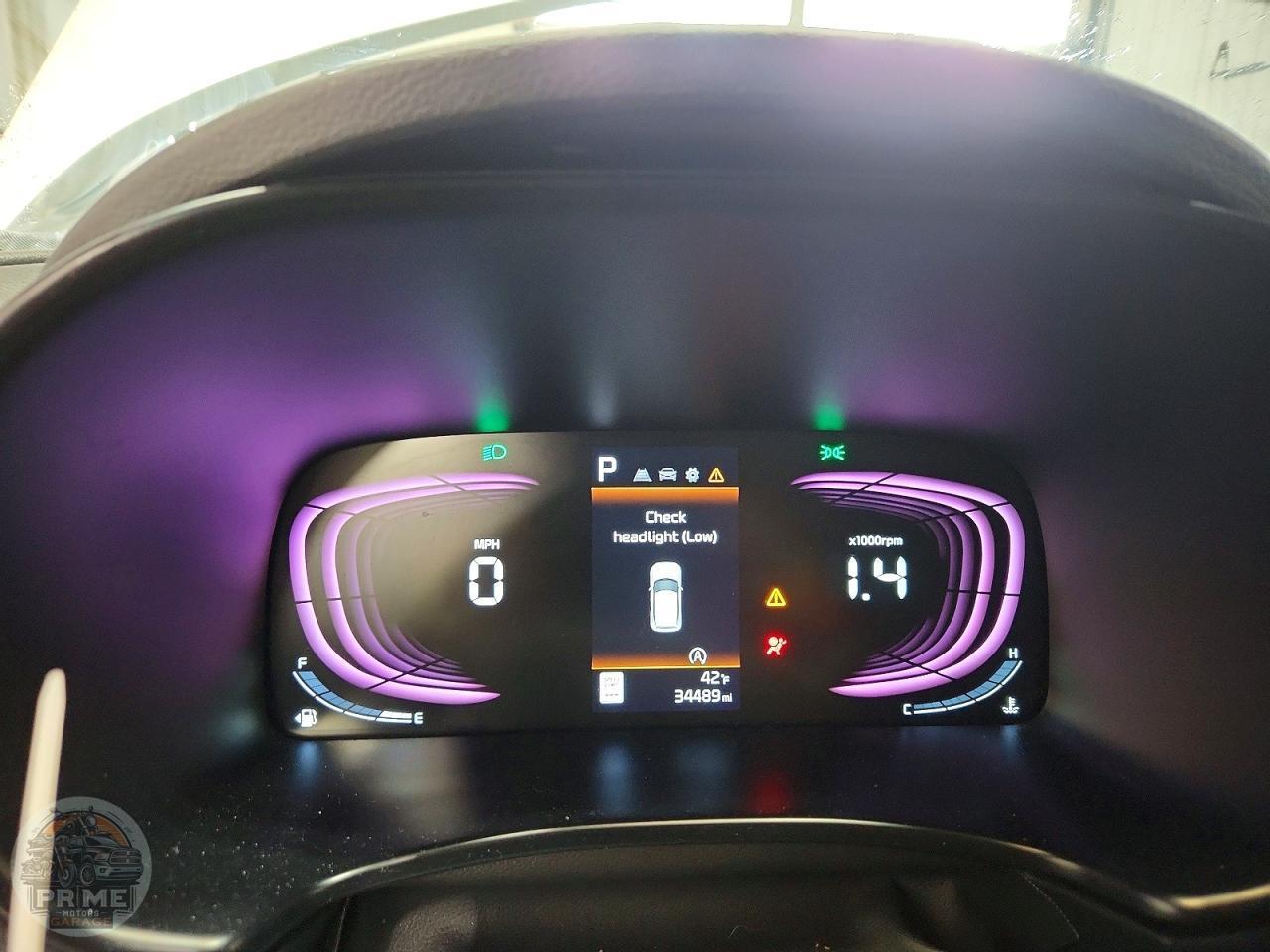 2025 KIA SOUL — фото 9