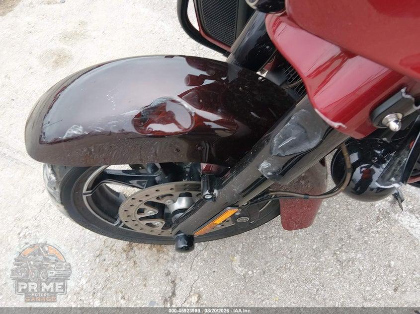 2018 HARLEY-DAVIDSON FLHTKSE (CVO LIMITED / CVO ULTRA LIMITED) CVO LIMITED — фото 18