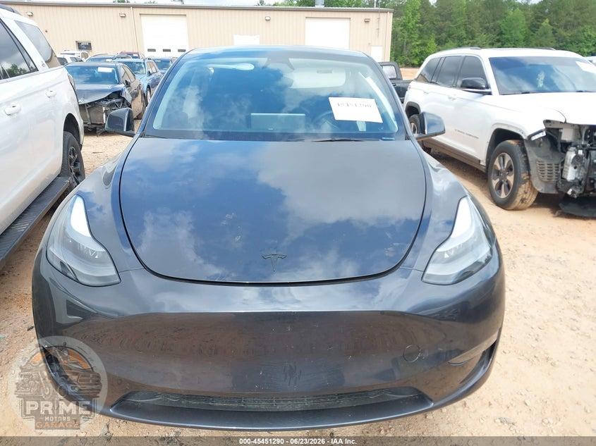 2024 TESLA MODEL Y LONG RANGE DUAL MOTOR ALL-WHEEL DRIVE — фото 11