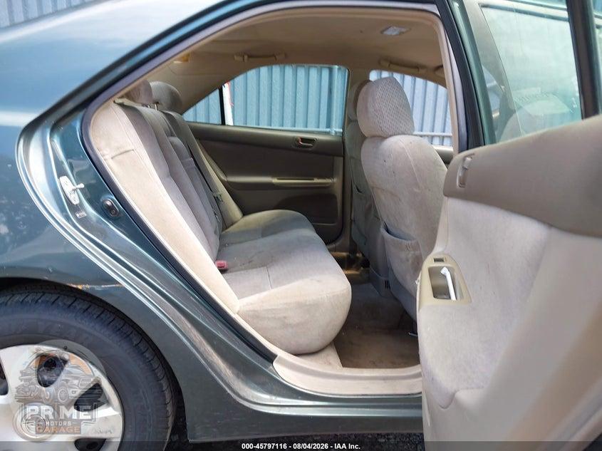 2004 TOYOTA CAMRY LE — фото 8