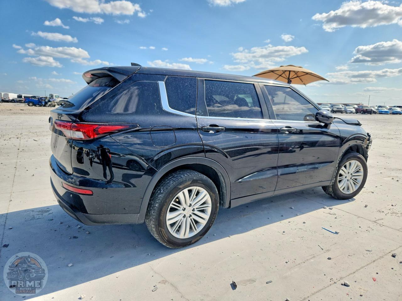 2022 MITSUBISHI OUTLANDER — фото 3