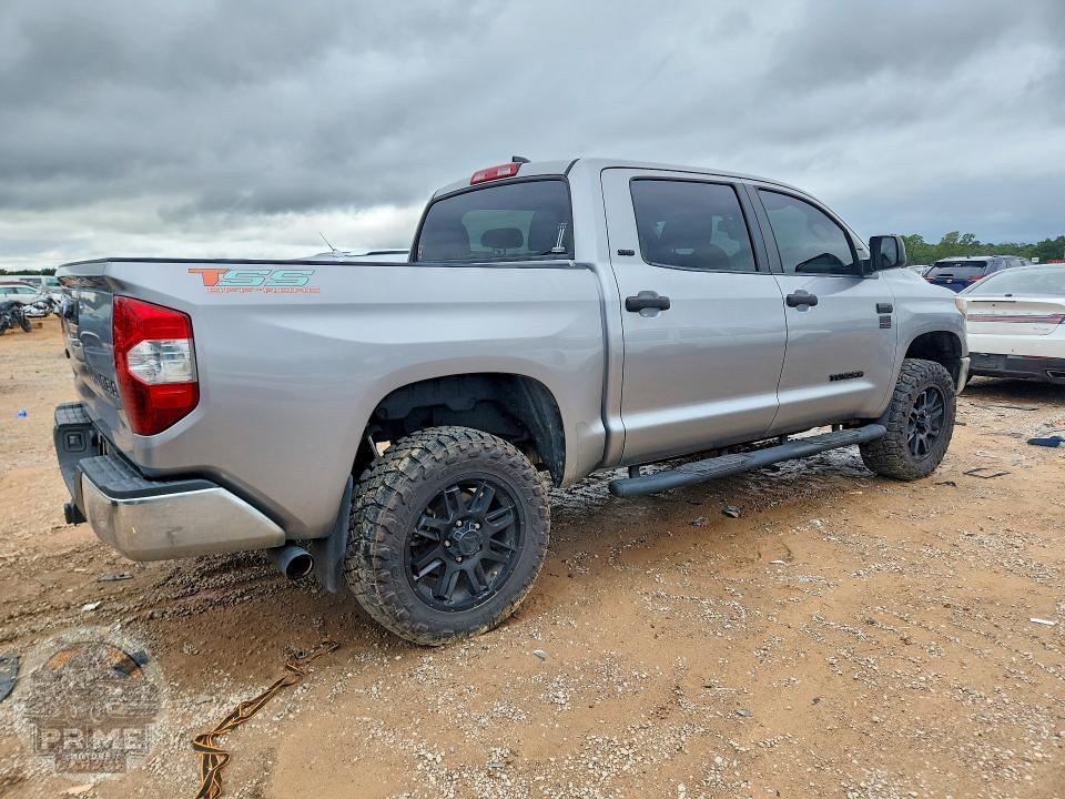 2021 TOYOTA TUNDRA — фото 3